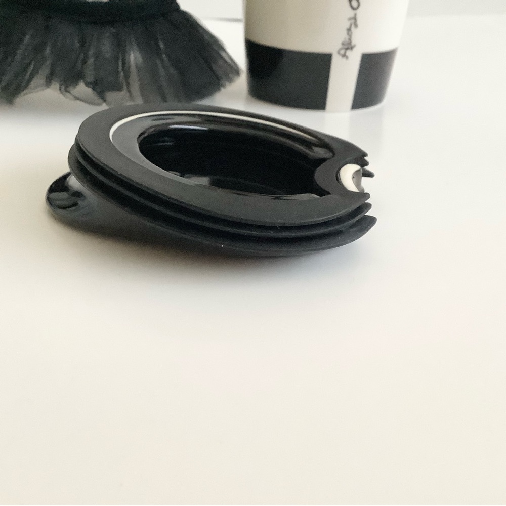 Starbucks Alice & Olivia 12oz Tutu Travel Mug - Picture 12 of 13